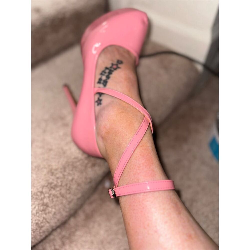 Pink Patent Cross-Strap Platform Heels - Picture 12 of 16
